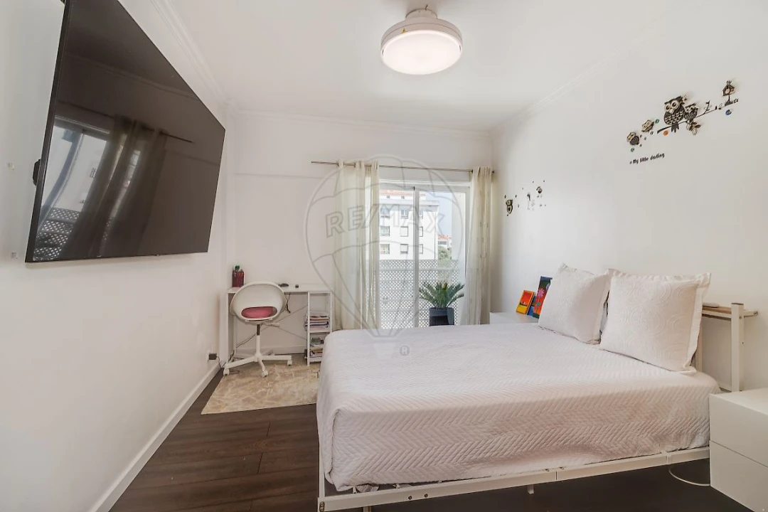 Apartamento T3 para Venda em Alcabideche Foto 2