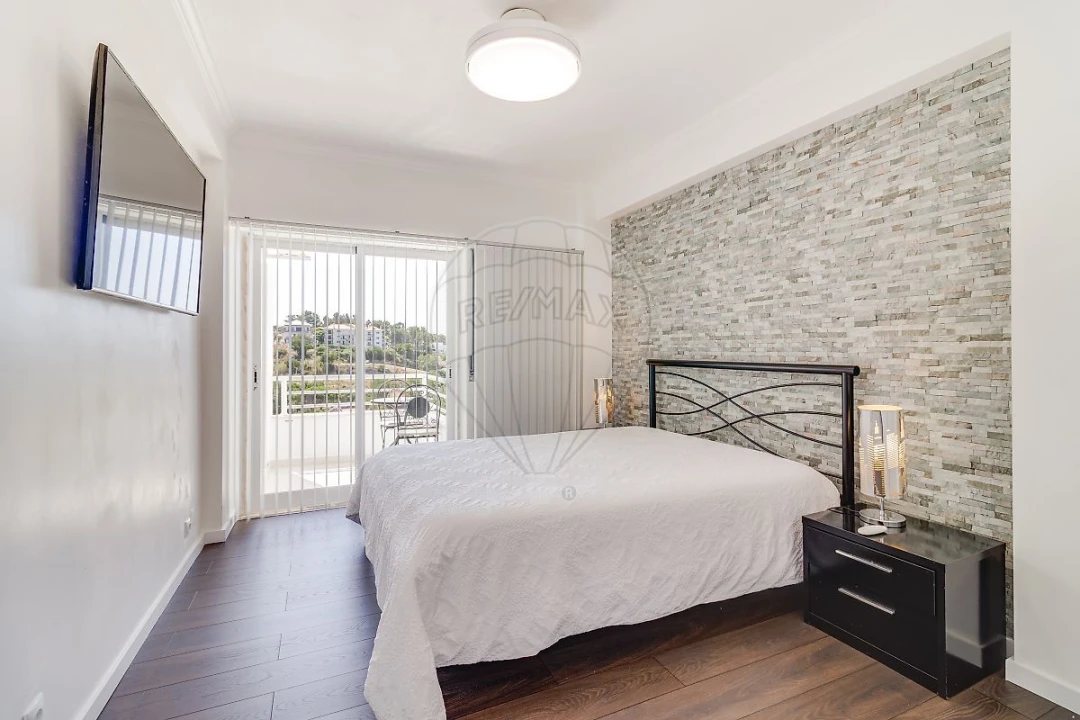 Apartamento T3 para Venda em Alcabideche Foto 14