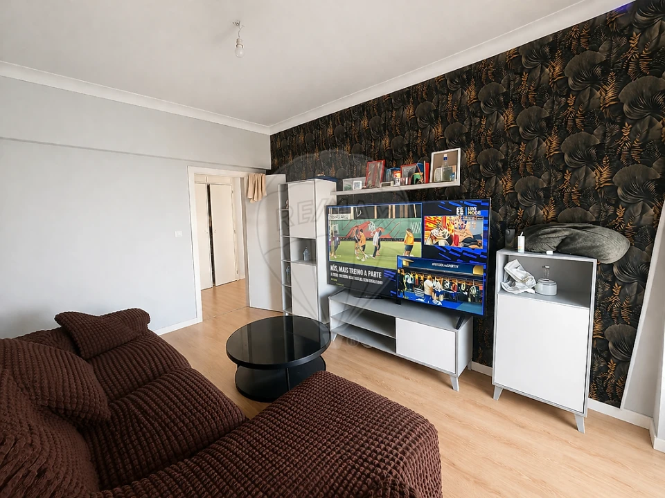 Apartamento T3 para Venda em Rio de Mouro Foto 12