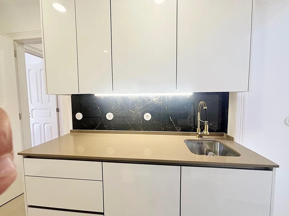 Apartamento T3 para Venda em São Vicente Foto 5