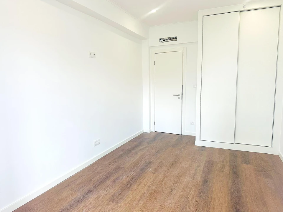 Apartamento T2 para Venda em Venteira Foto 9