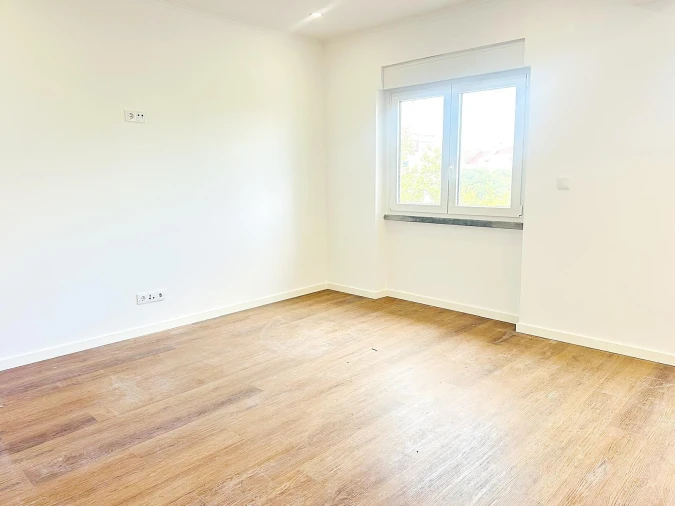 Apartamento T2 para Venda em Venteira Foto 16