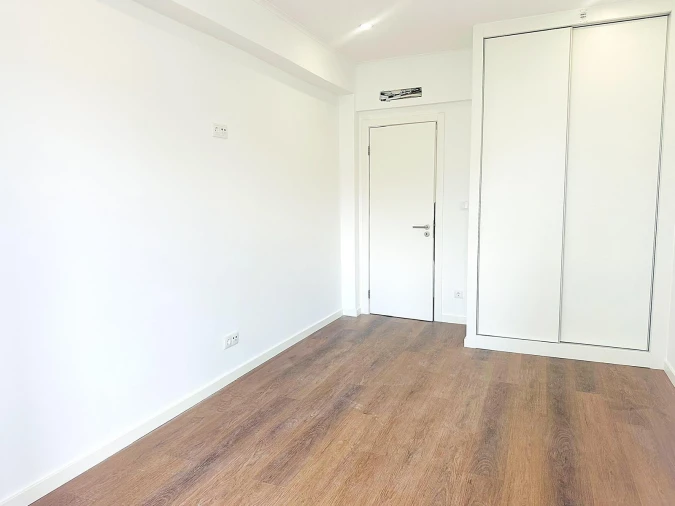 Apartamento T2 para Venda em Venteira Foto 9