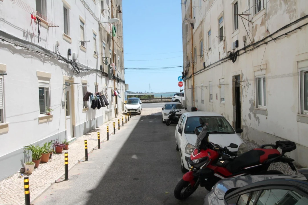 Apartamento T2 para Venda em Oeiras e São Julião da Barra, Paço de Arcos e Caxias Foto 18