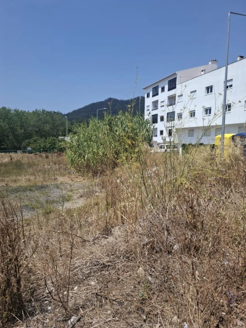 Terreno para Venda em Agualva e Mira-Sintra