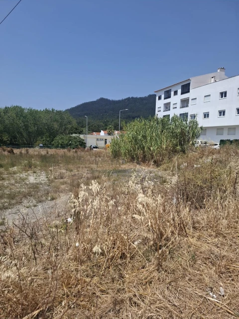 Terreno para Venda em Agualva e Mira-Sintra