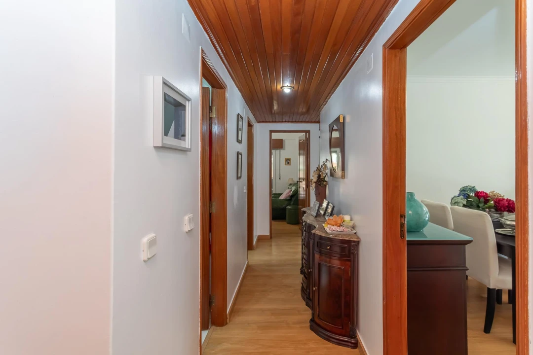 Apartamento T3 para Venda em Agualva e Mira-Sintra Foto 4
