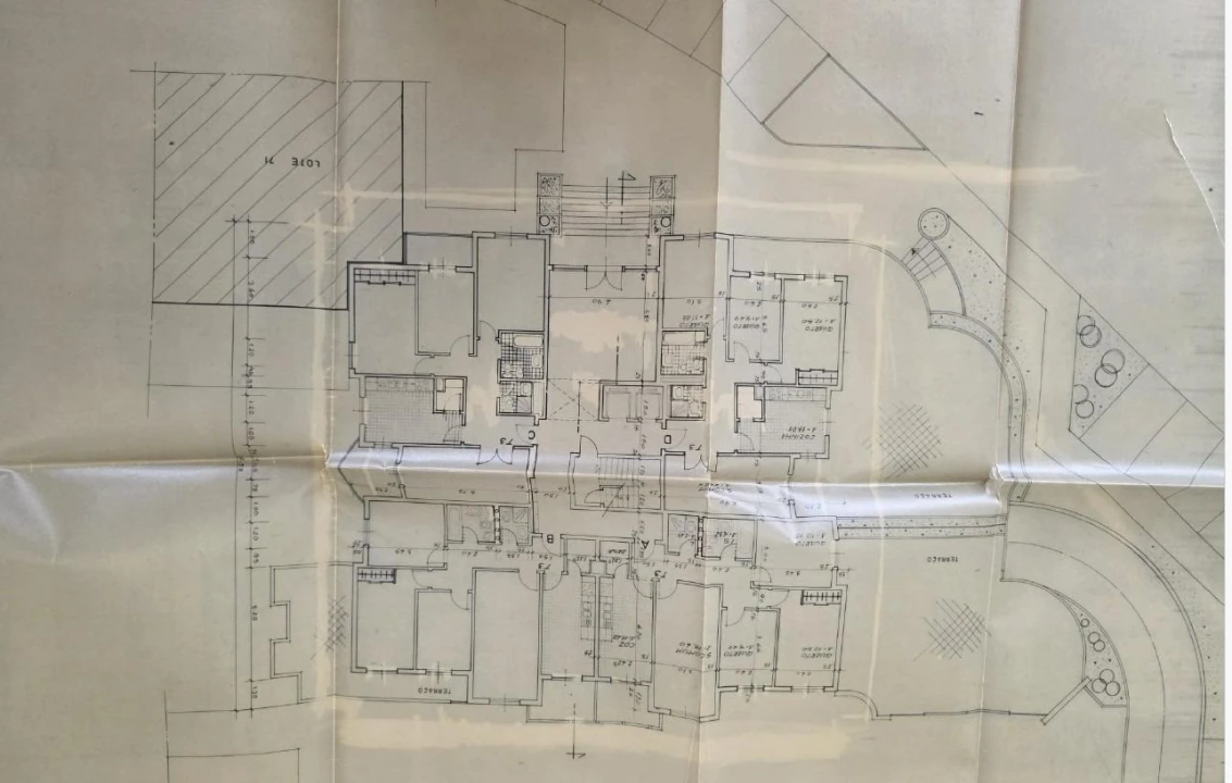 Apartamento T3 para Venda em Agualva e Mira-Sintra Foto 35