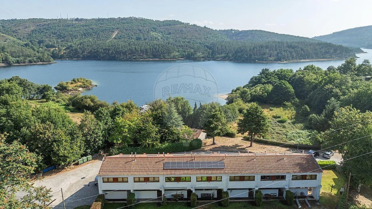Moradia T2 para Venda em Venda Nova e Pondras Foto 32