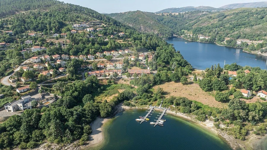 Moradia T2 para Venda em Venda Nova e Pondras Foto 34
