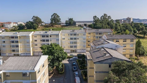 Apartamento T3 para Venda em Gondomar (São Cosme), Valbom e Jovim