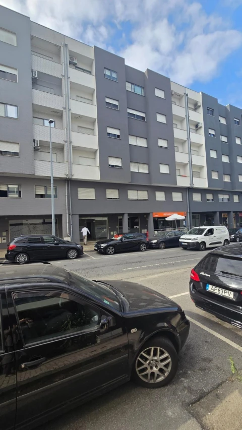 Apartamento T3 para Venda em Braga (Maximinos, Sé e Cividade)