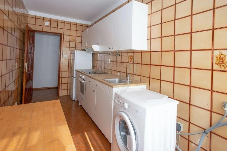 Apartamento T2 para Venda em Braga (Maximinos, Sé e Cividade) Foto 10