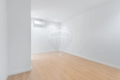 Apartamento T2 para Venda em Taide