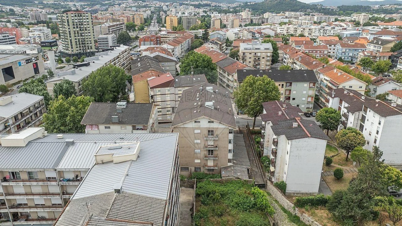 Apartamento T4 para Venda em São Vitor (Braga) Foto 27