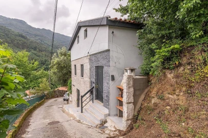 Moradia T4 para Venda em Vilar da Veiga