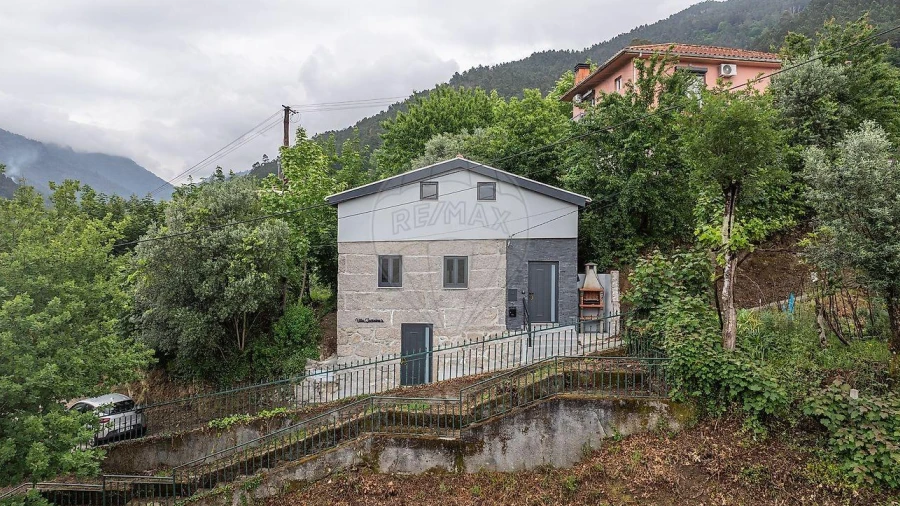 Moradia T4 para Venda em Vilar da Veiga