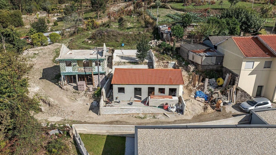 Moradia T2 para Venda em Calvos e Frades Foto 21