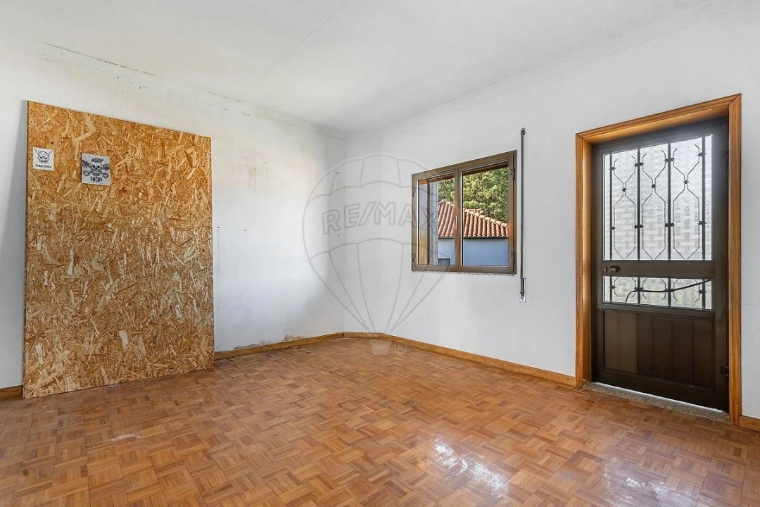 Moradia T14 para Venda em Taide Foto 41
