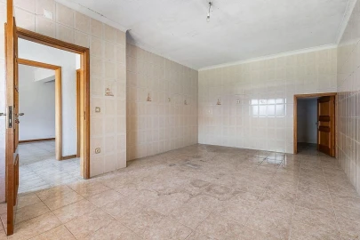 Moradia T14 para Venda em Taide