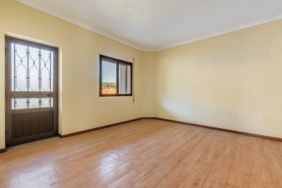 Moradia T14 para Venda em Taide