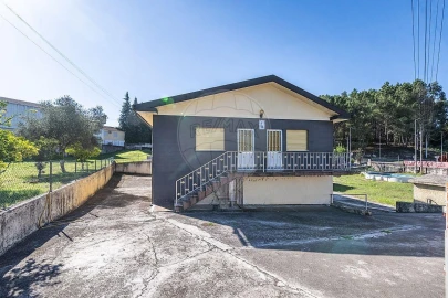 Moradia T14 para Venda em Taide