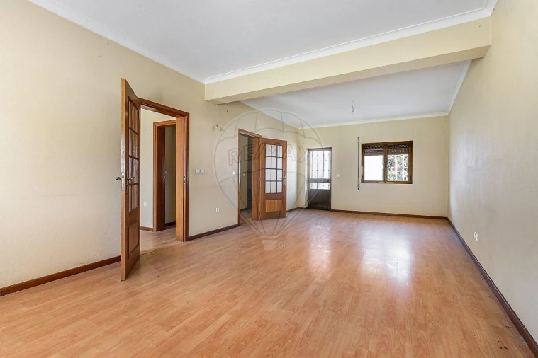 Moradia T14 para Venda em Taide Foto 45