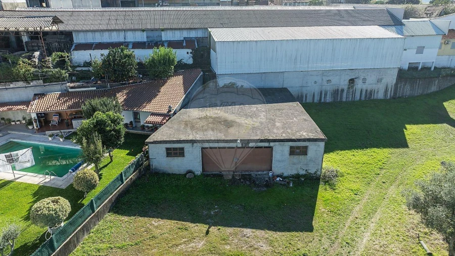 Moradia T14 para Venda em Taide Foto 5
