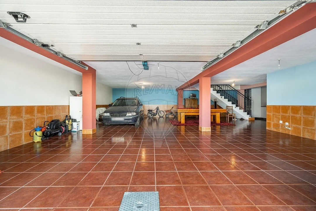 Moradia T4 para Venda em Calvos e Frades Foto 29