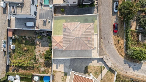 Moradia T4 para Venda em Calvos e Frades