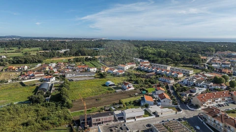 Moradia T5 para Venda em Agrela e Serafão