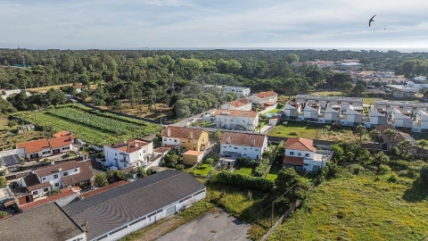 Moradia T5 para Venda em Agrela e Serafão