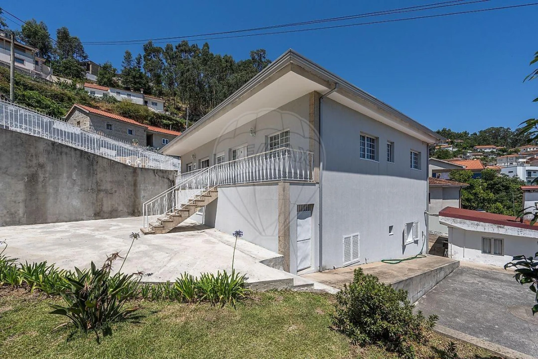 Moradia T4 para Venda em Vila Nova de Famalicão e Calendário Foto 18