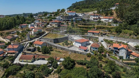 Moradia T4 para Venda em Vila Nova de Famalicão e Calendário