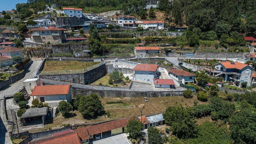 Moradia T4 para Venda em Vila Nova de Famalicão e Calendário Foto 13