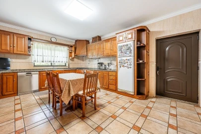 Moradia T4 para Venda em Valdosende