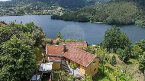 Moradia T3 para Venda em Vilar da Veiga