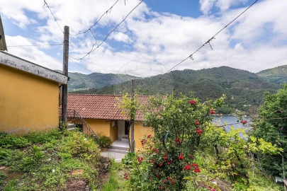 Moradia T3 para Venda em Vilar da Veiga