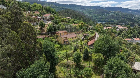 Moradia T3 para Venda em Vilar da Veiga