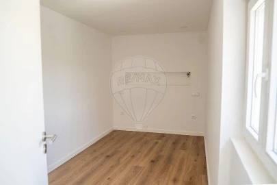 Moradia T3 para Venda em Amares e Figueiredo