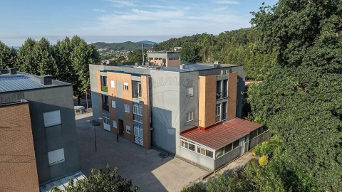 Apartamento T2 para Venda em Vila Nova de Famalicão e Calendário