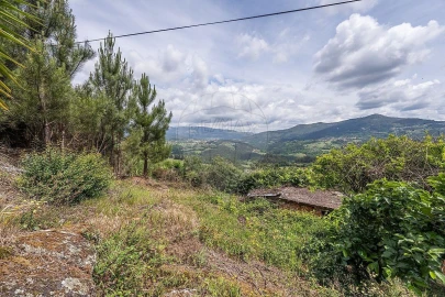 Moradia T4 para Venda em Atei