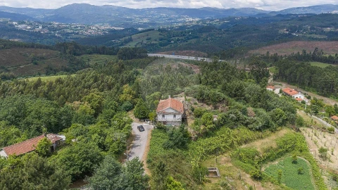 Moradia T4 para Venda em Atei