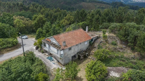 Moradia T4 para Venda em Atei