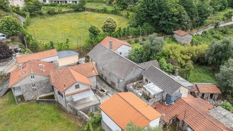 Moradia T1 para Venda em Ventosa e Cova