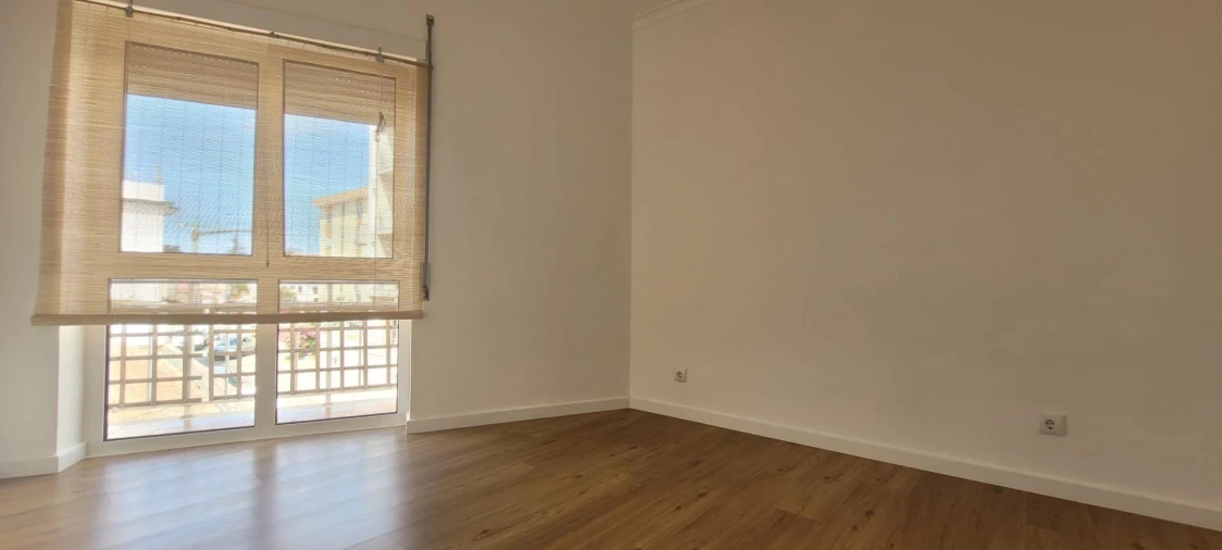 Apartamento T2 para Venda em Buarcos Foto 17