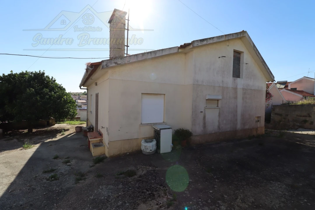 Moradia T3 para Venda em Carvoeira e Carmões Foto 3