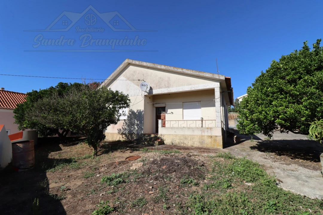 Moradia T3 para Venda em Carvoeira e Carmões Foto 10
