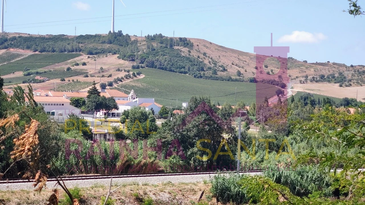 Moradia T3 para Venda em Dois Portos e Runa Foto 11