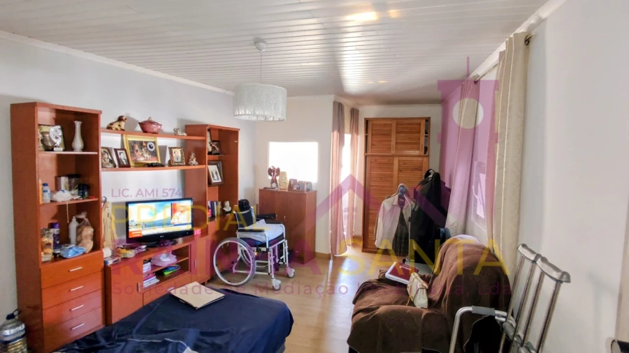 Moradia T3 para Venda em Dois Portos e Runa Foto 5